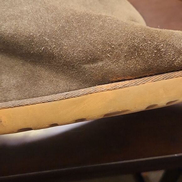 Ugg Australia Olive Green Wedge Heel Suede Ankle Boots w/ Gray Shearling Size 9 - Picture 8 of 12